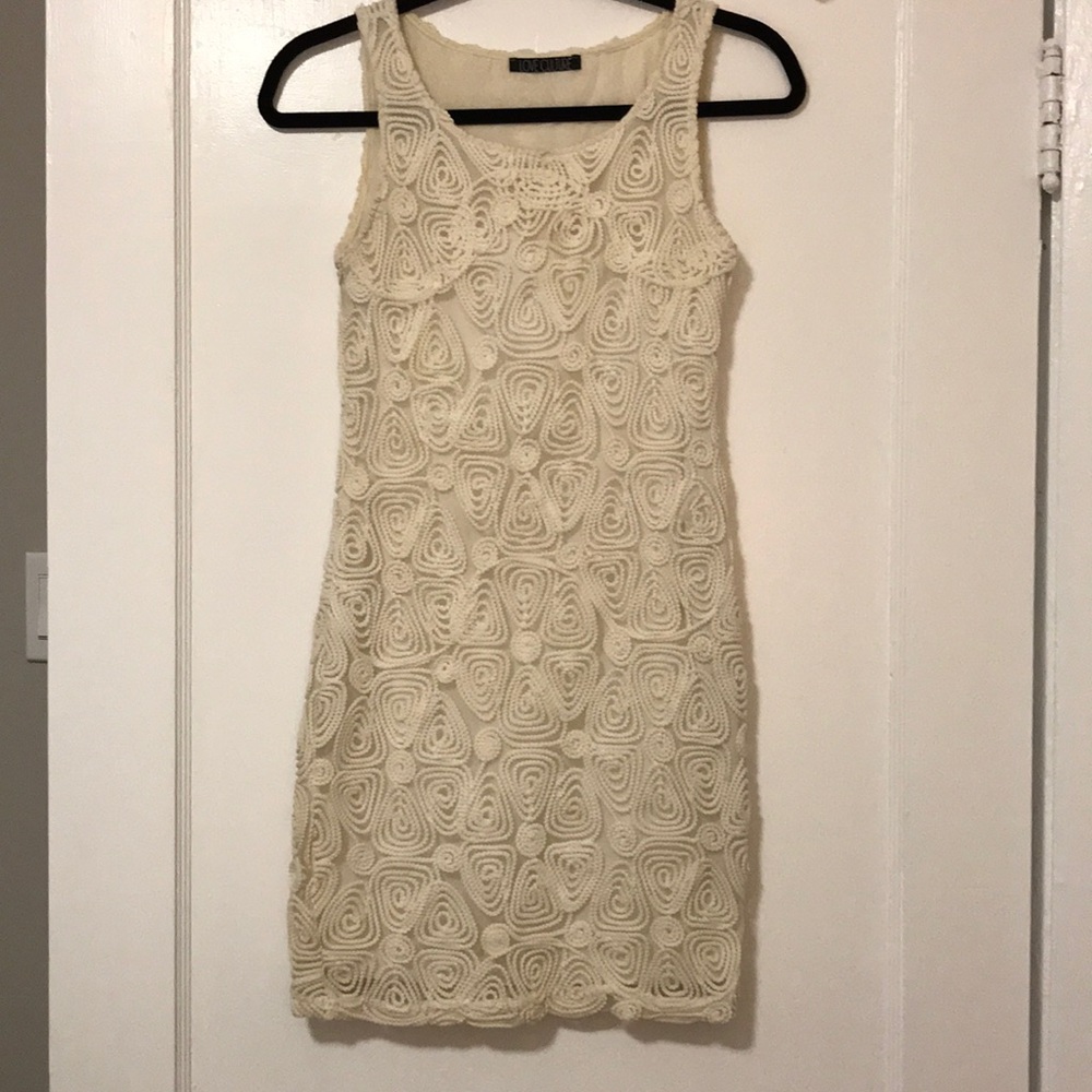 Cream fitted summer dress
